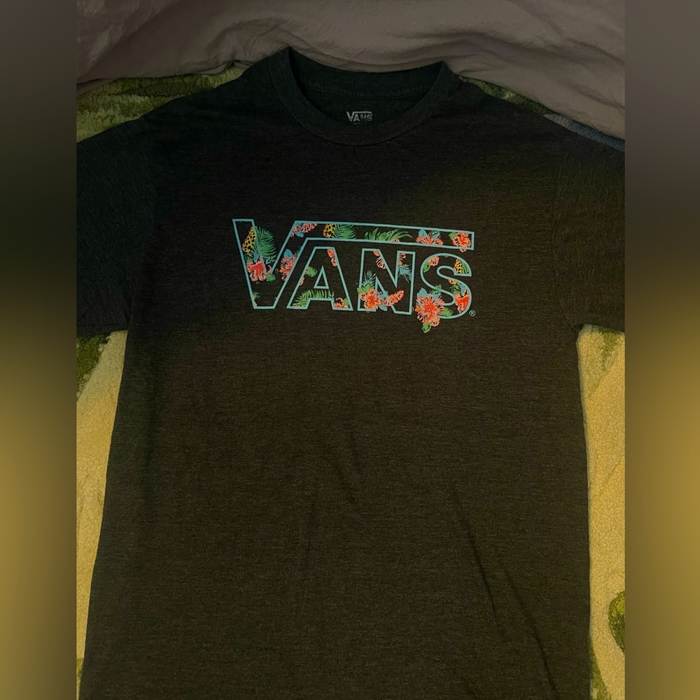 Vans brand shirt for girls